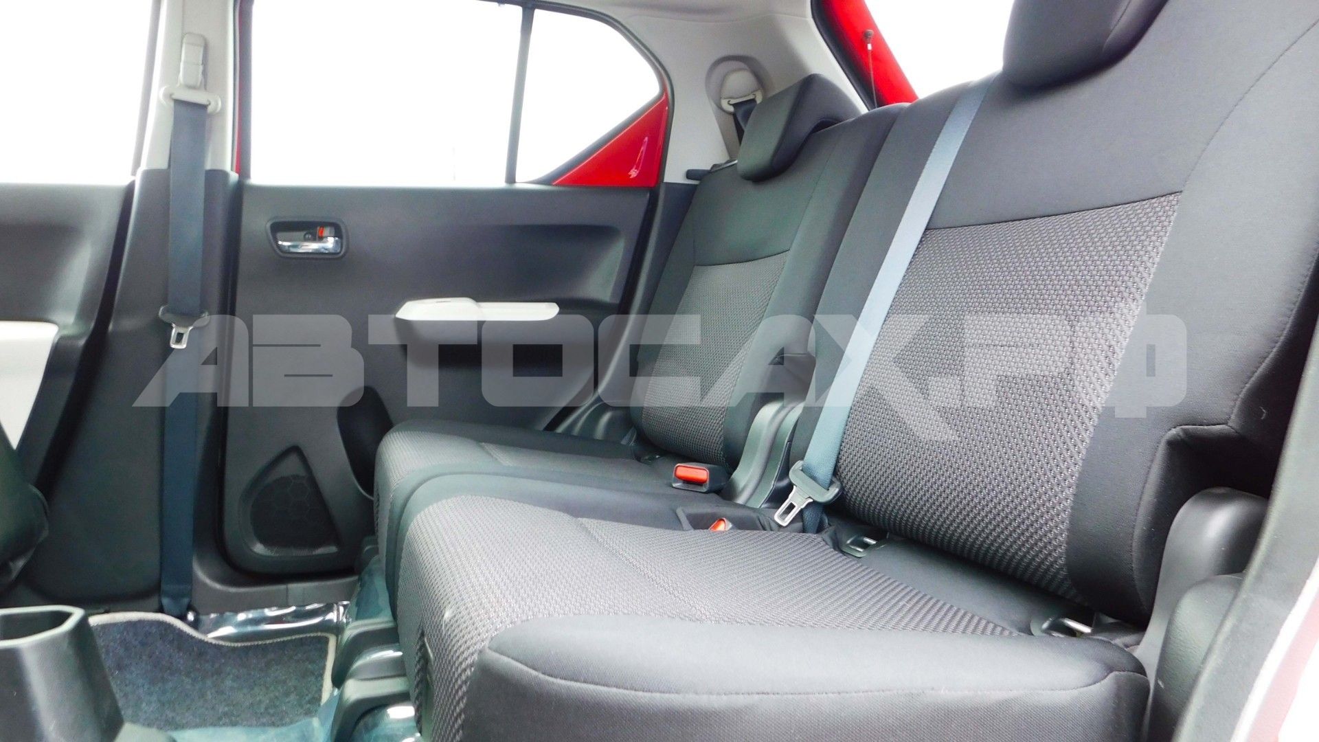 Suzuki Ignis 2018, Кроссовер — фото 19