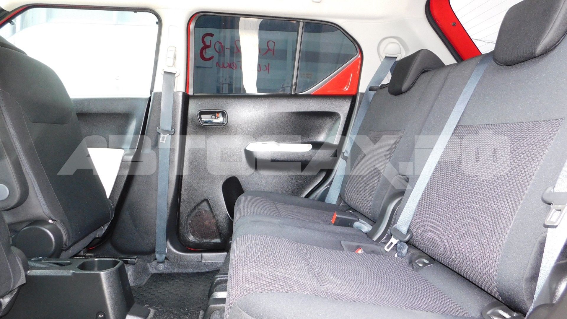 Suzuki Ignis 2019, Кроссовер — фото 31