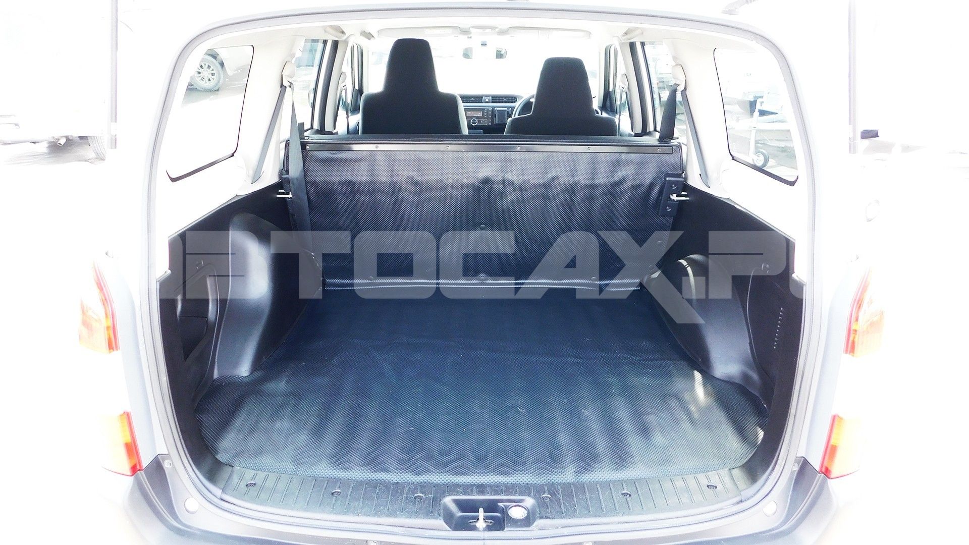 Toyota Succeed 2020, Универсал — фото 19