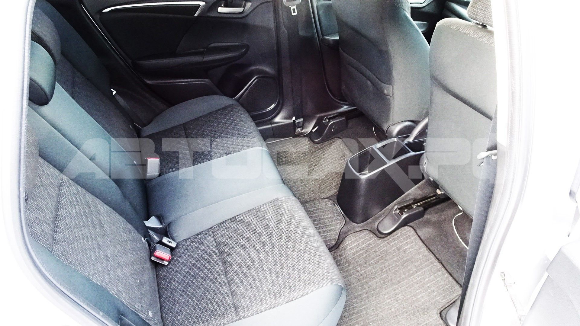 Honda Fit 2017, Хэтчбек — фото 15