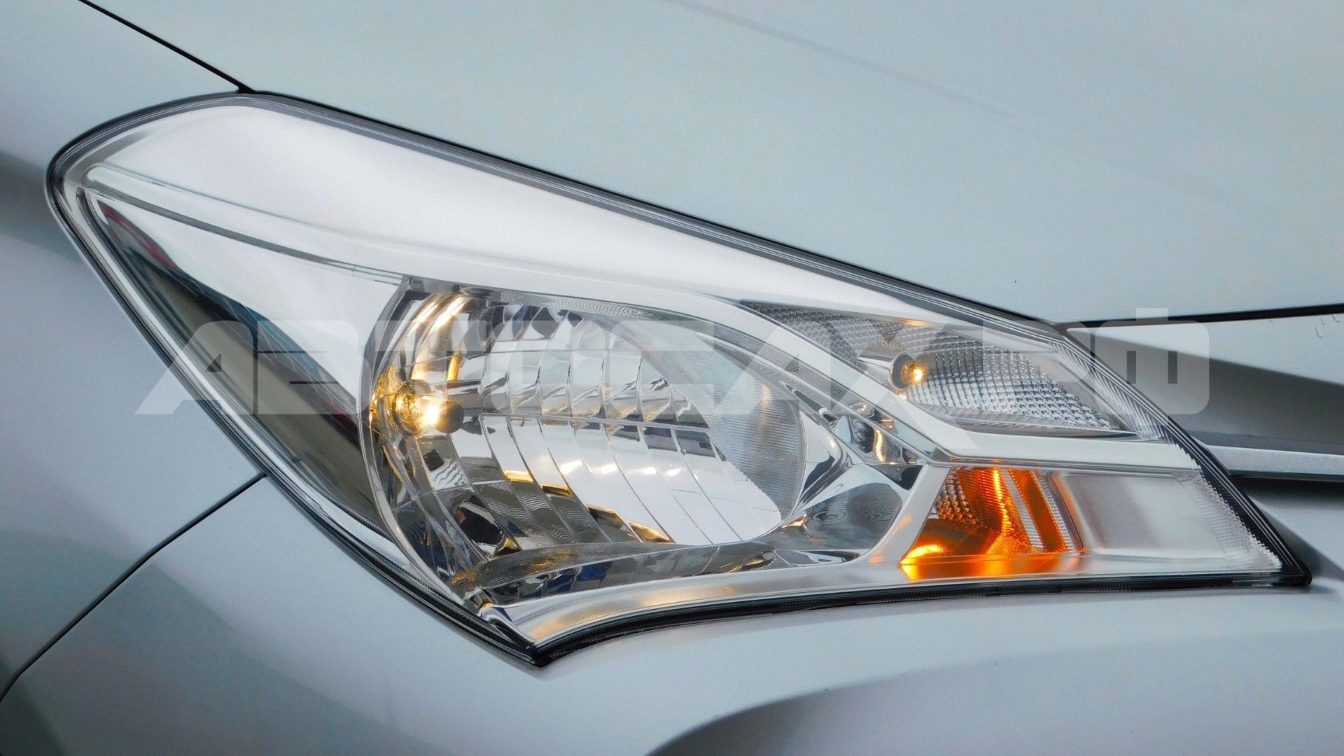 Toyota Vitz 2019, Хэтчбек — фото 37
