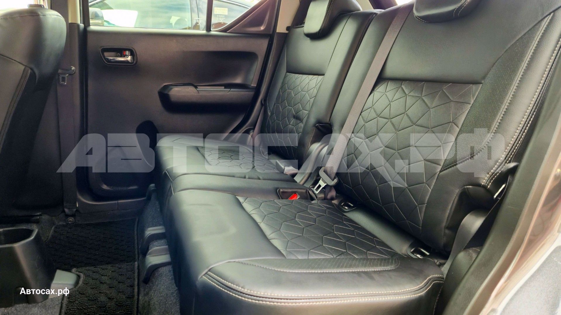 Suzuki Ignis 2022, Кроссовер — фото 14