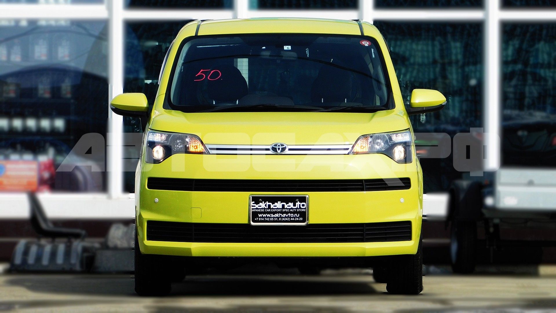 Toyota Spade 2014, Хэтчбек — фото 3