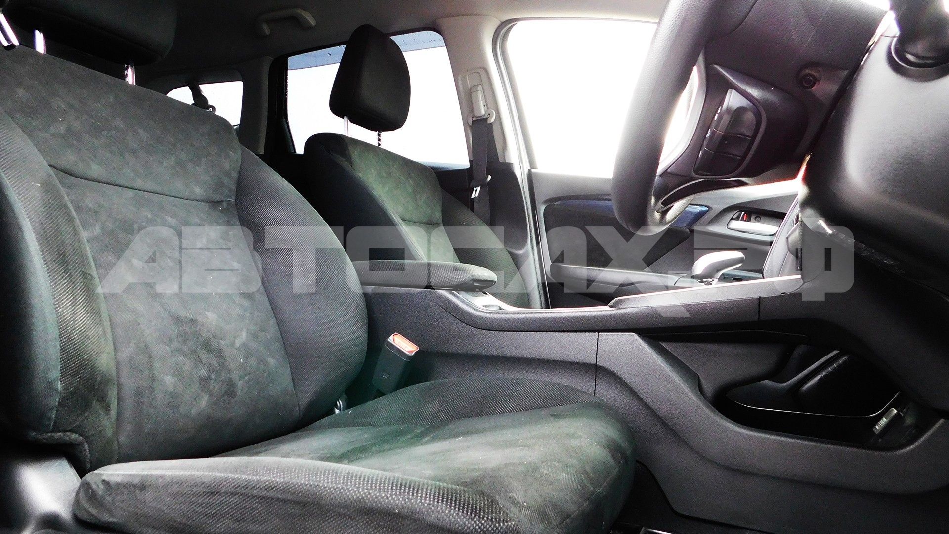 Honda Shuttle 2018, Универсал — фото 10