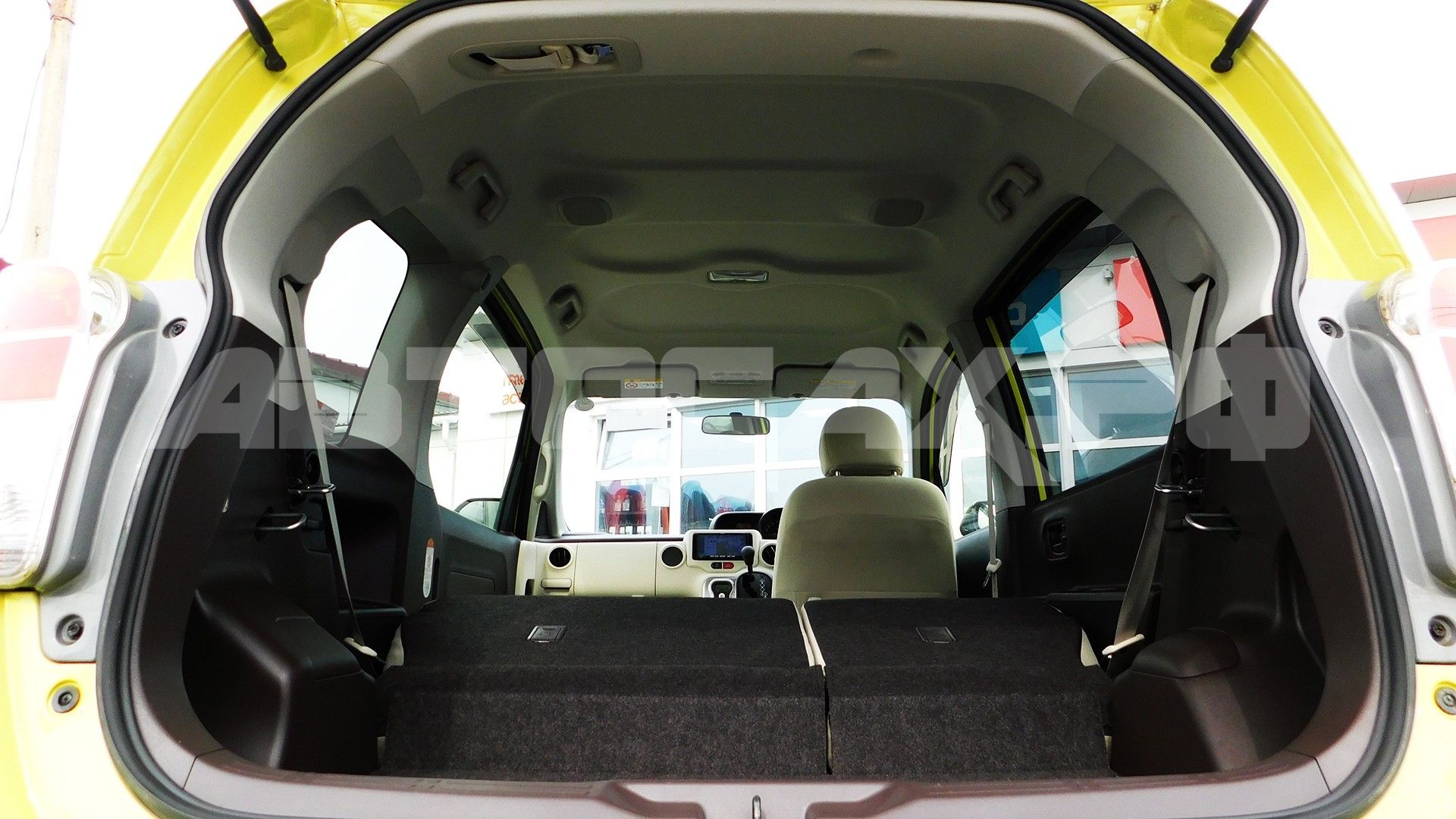 Toyota Spade 2019, Хэтчбек — фото 22