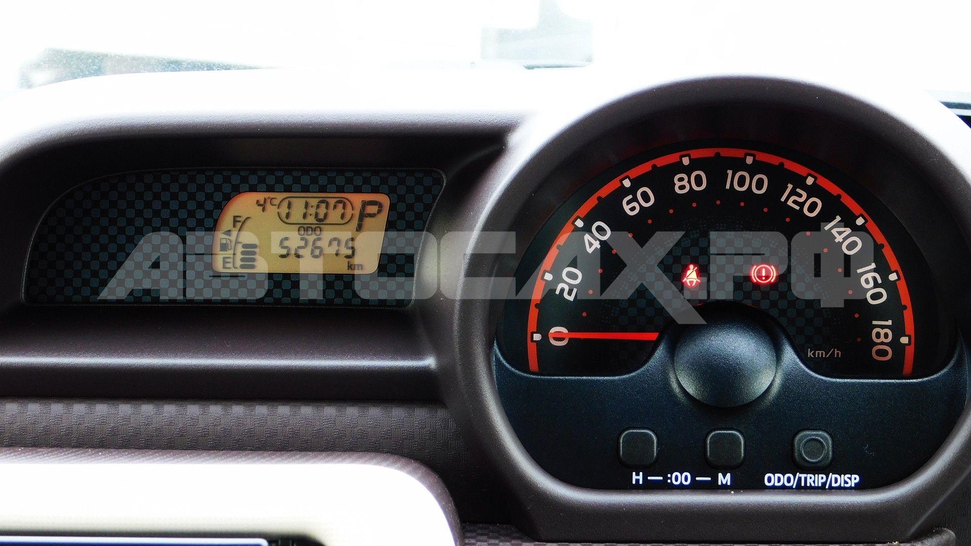 Toyota Spade 2019, Хэтчбек — фото 23