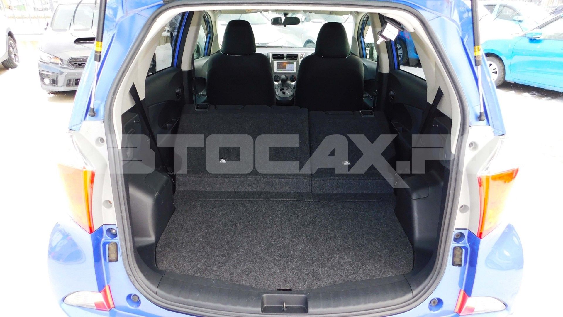 Toyota Ractis 2014, Хэтчбек — фото 22